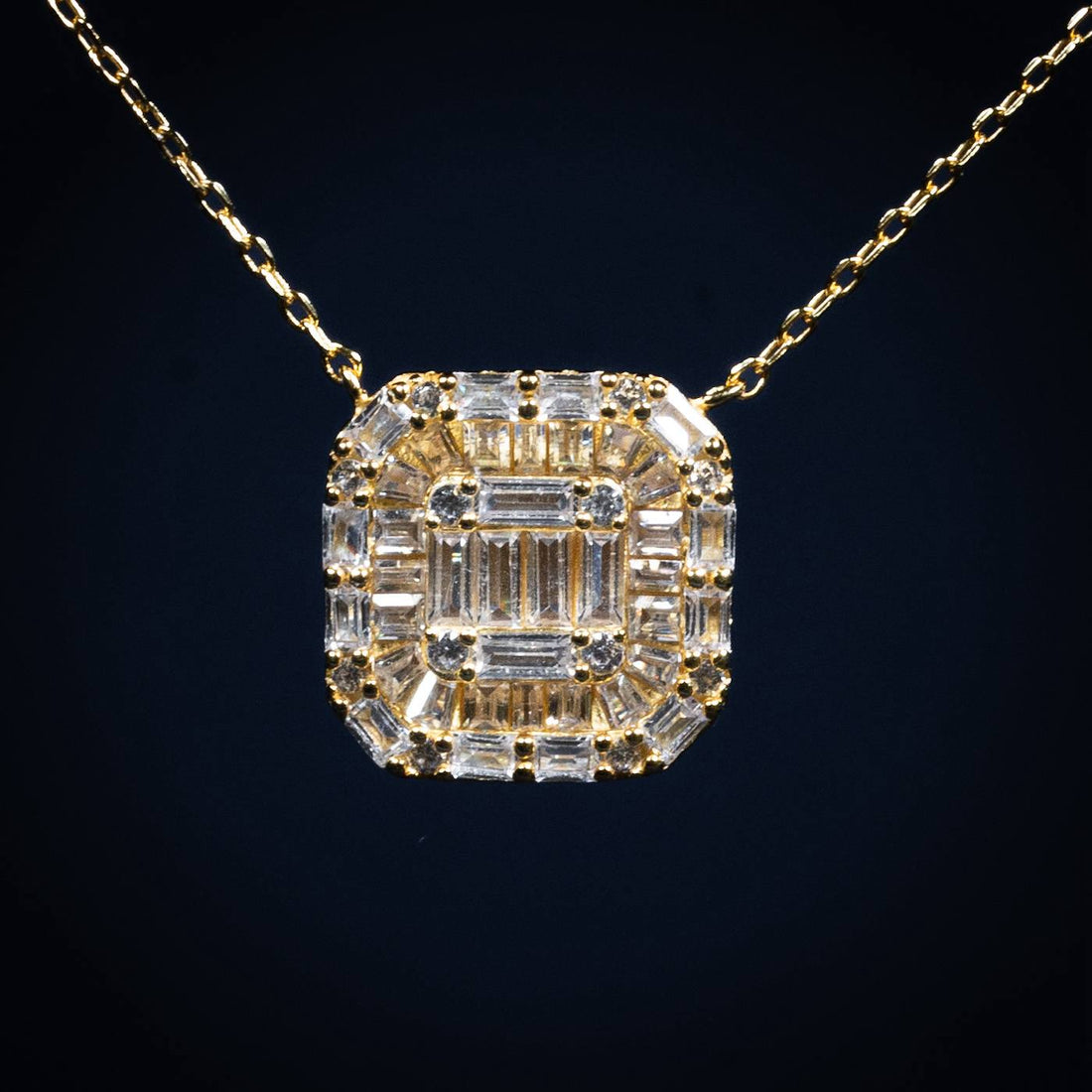 Dolce Mondo Amal White Zircon Gold-Plated 925 Silver Pendant Necklace