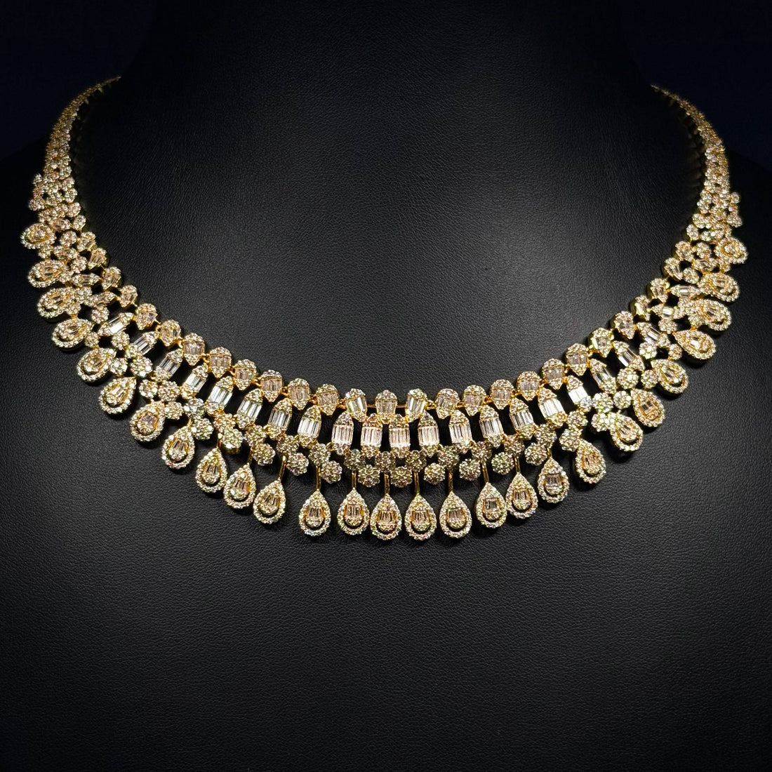 Regency Teardrop Golden 925 Silver Full Set