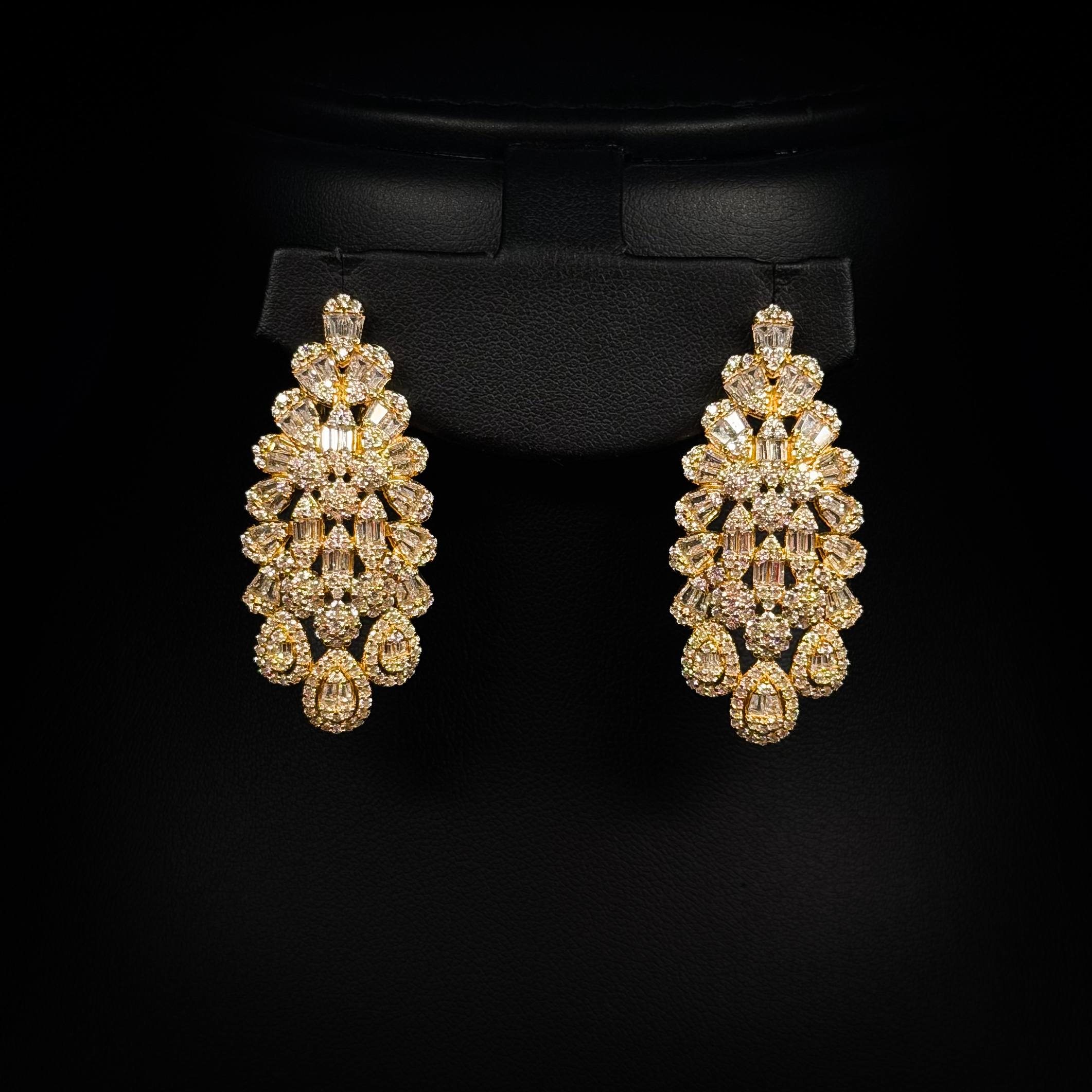 Regency Teardrop Golden 925 Silver Full Set
