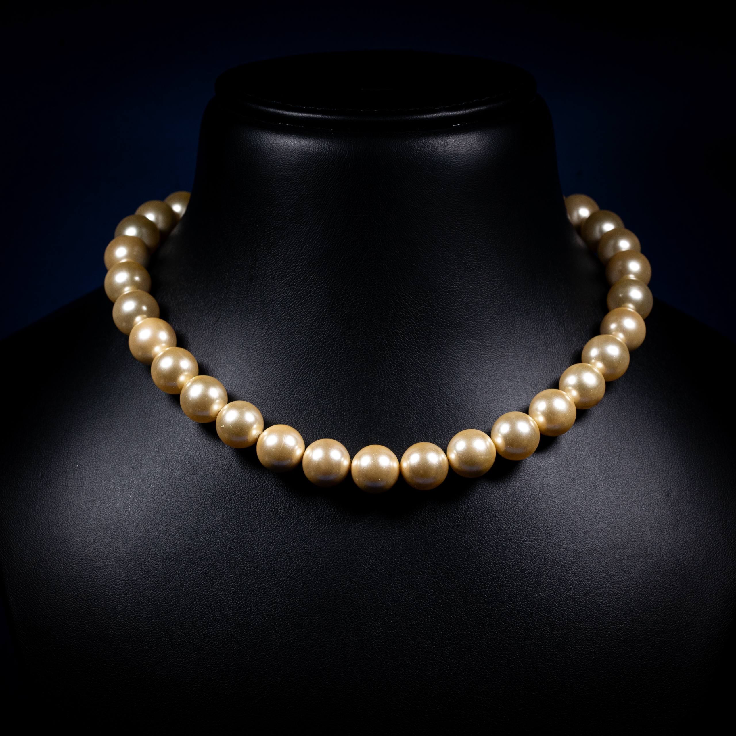 Dolce Mondo Honey Gold Freshwater Pearl Necklace in 925 Sterling Silve