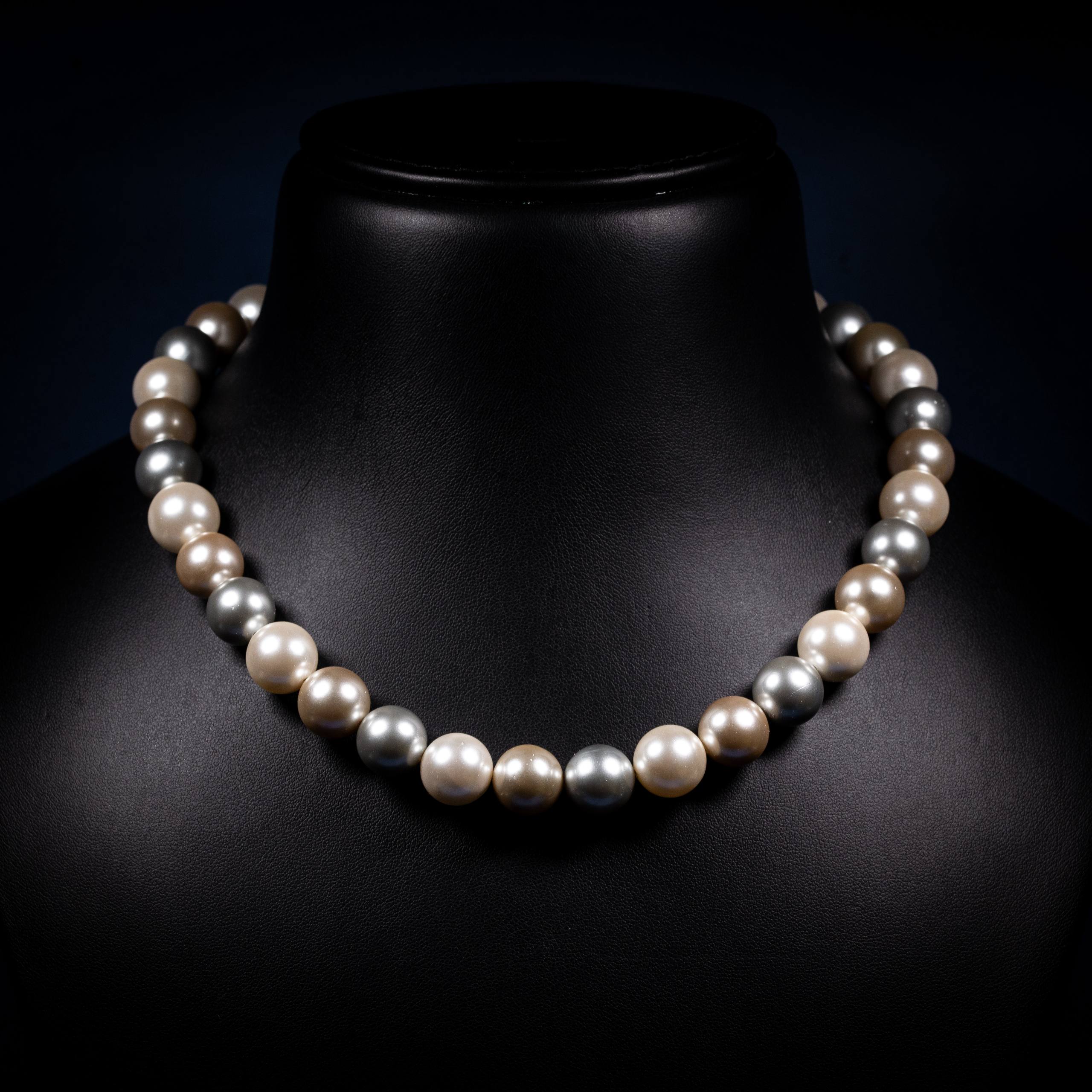 Dolce Mondo Moonlight Multicolor Freshwater Pearl Necklace in 925 Sterling Silver