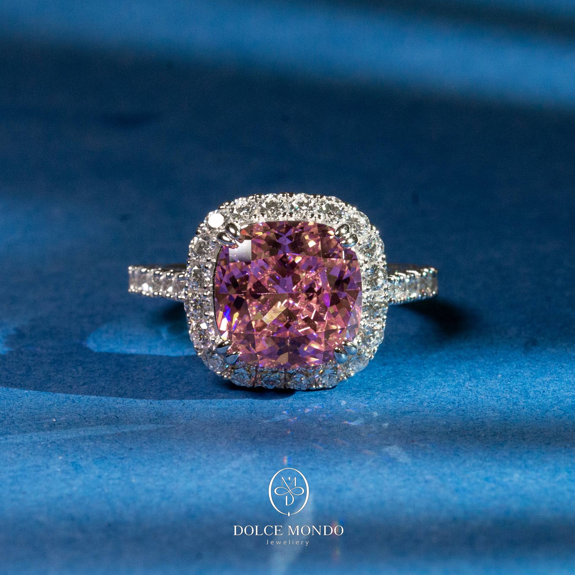 Dolce Mondo Blush Radiance Halo – Pink Zircon Rhodium-Plated 925 Silver Ring