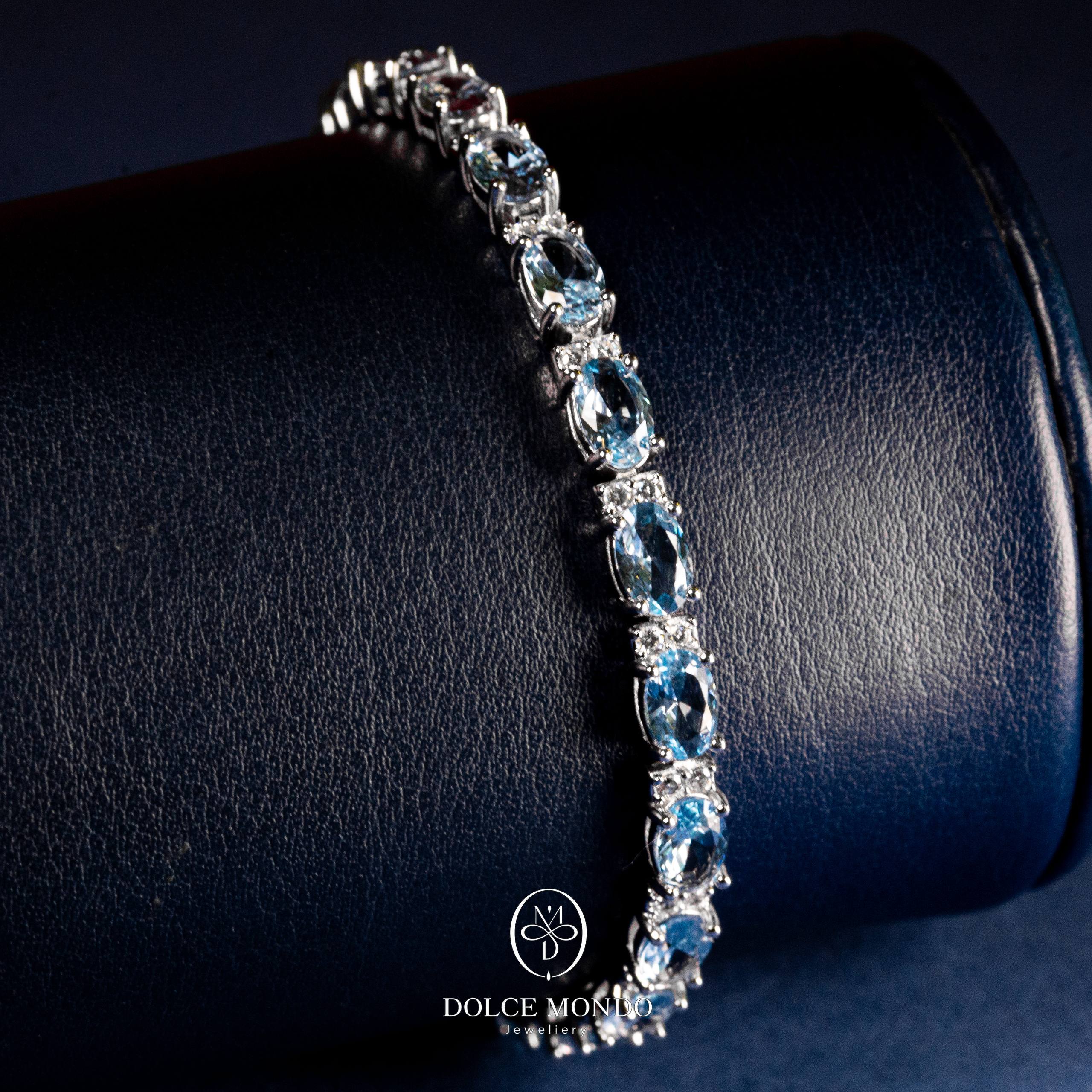 Serenique Bow Bracelet