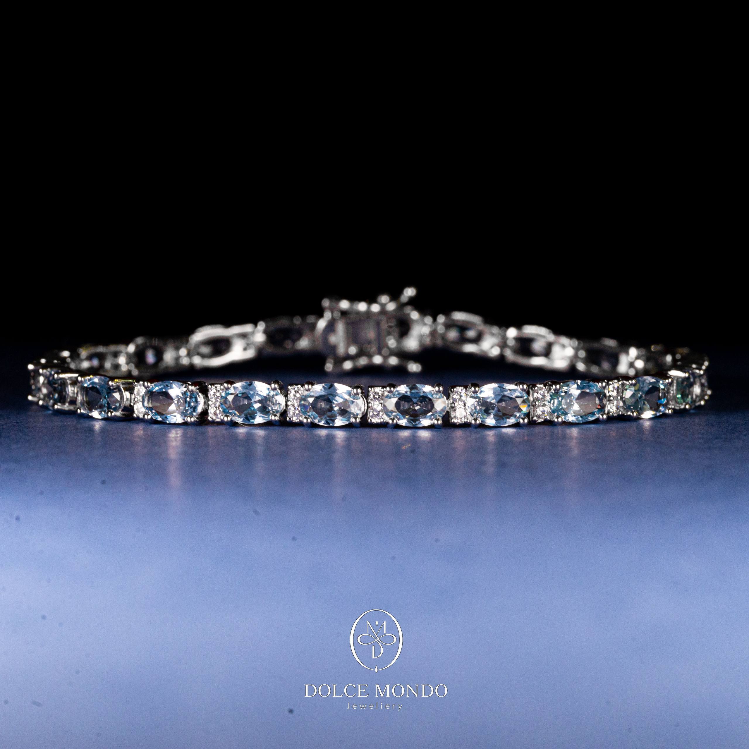 Serenique Bow Bracelet