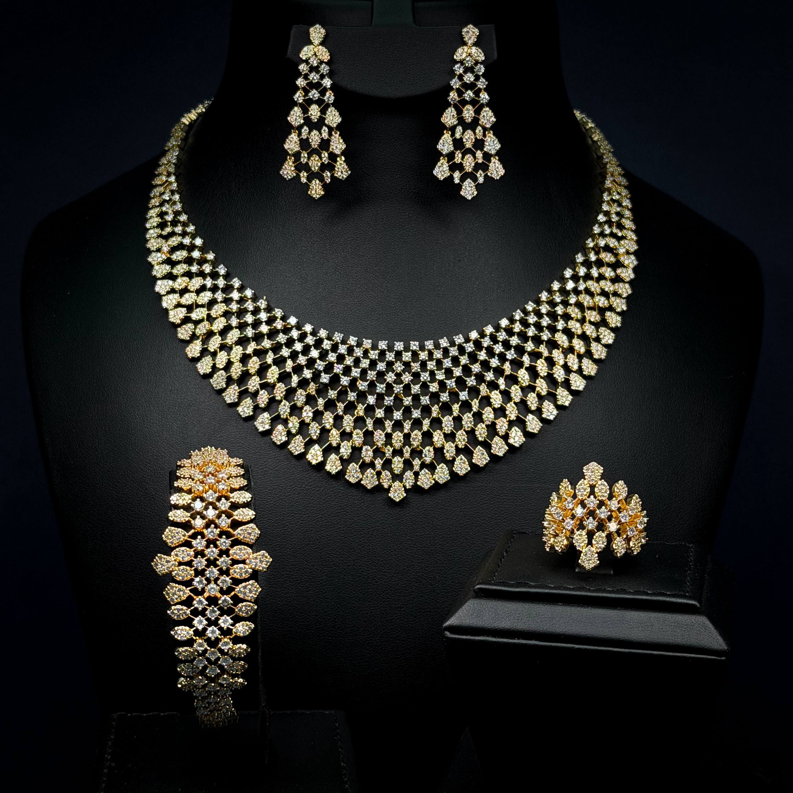 Golden Lattice White Zircon Gold Plated Full Set