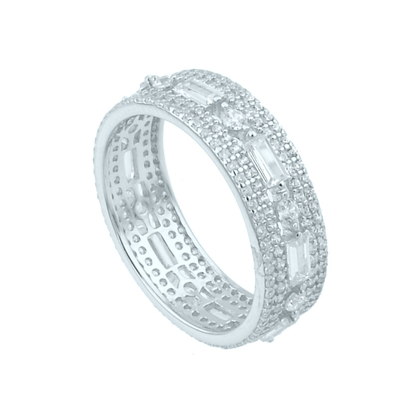 Luxurious Sparkling Silver 925 Band Ring with Cubic Zircon Embellishment