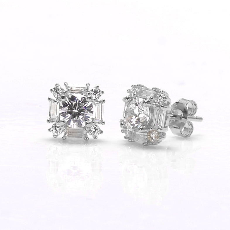 Exquisite Silver 925 Solitaire Stud Earrings - High Quality Zircons