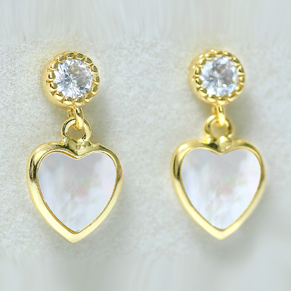 Charm Heart Mother of Pearl Stud Earring - Elegant 925 Silver with Sparkling Cubic Zircons