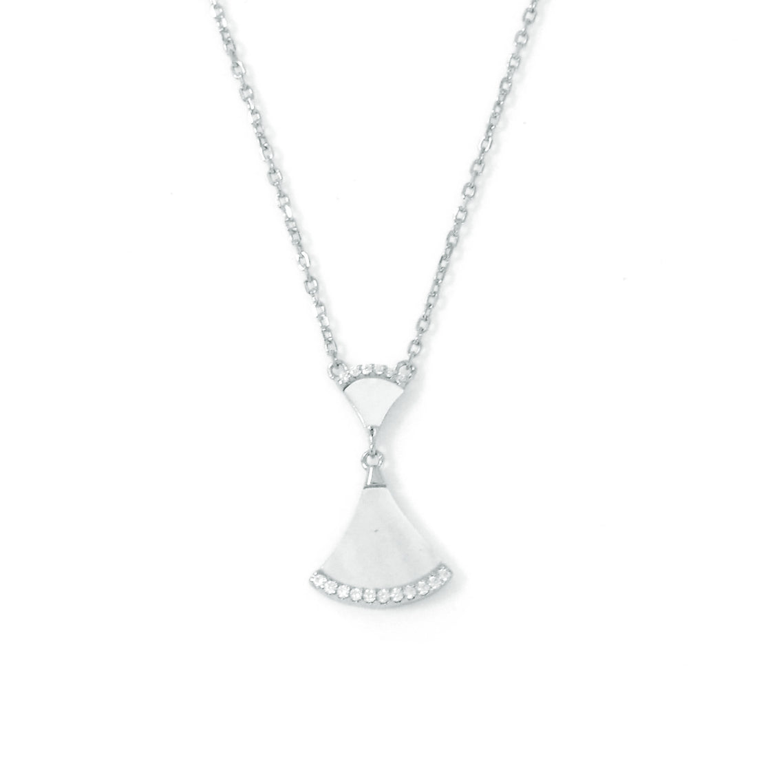 Luxurious Silver Necklace with Teardrop Mother of Pearl Pendant and Sparkling Zircon